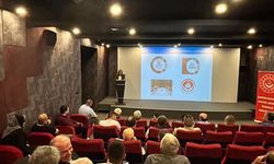 Şarkikaraağaç’ta Muhtarlara Bakanlık Hizmetleri Anlatıldı