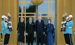 Macron Neden Güneş Gözlüğü Takıyor? Elysee Sarayı Nedeni Açıkladı