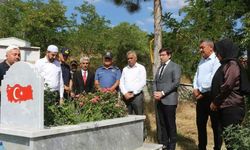 Şarkikaraağaç'ta Şehit Kabri ve Ailesine Vefa Ziyareti