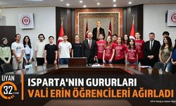 Vali Abdullah Erin, LGS ve YKS Birincilerini Ağırladı
