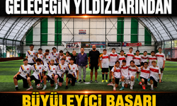 Türkiye Bilim Evleri Şampiyonluk Kupasını Kucakladı!