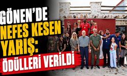 Gönen'de Uluslararası Atlı Dayanıklılık Yarışmaları Düzenlendi