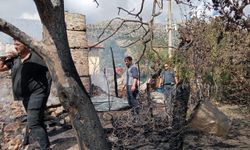 Isparta Aksu'da Korkutan Yangın: Ev ve Arazi Alevlere Teslim Oldu