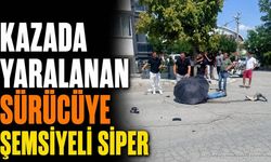 Isparta'da Kaza: Yaralı Sürücüye Şemsiyeli Siper
