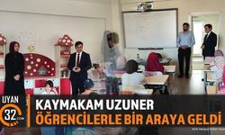 Kaymakam Yasin Uzuner Şarkikaraağaç'ta Öğrencilerle Buluştu
