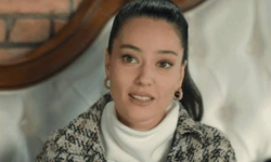 Pelin Akil’in kaşık şaşkınlığı gündem oldu: Vücuda neden yapışıyor?