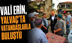 Vali Abdullah Erin Yalvaç Tarihi Çınaraltı'nda Vatandaşlarla Buluştu
