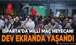 Isparta'da Dev Ekranda Milli Maç Heyecanı Yaşandı