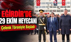 Eğirdir'de Cumhuriyet Coşkusu: 29 Ekim Çelenk Töreni Düzenlendi