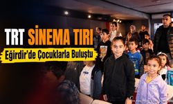 Eğirdir'de TRT Sinema Tırı ile Çocuklara Keyifli Anlar