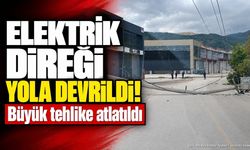 Isparta’da Elektrik Direği Yola Devrildi
