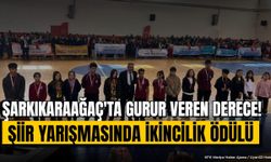 Şarkikaraağaç'ta Şiir Yarışması: Yıldız Naz Uçar İlçe İkincisi Oldu