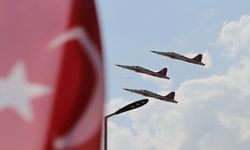 Türk Yıldızları’ndan  Yalvaç’ta Nefes Kesen Gösteri