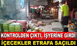 Kontrolden Çıkan Otomobil Dükkana Daldı