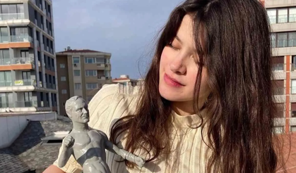 Laik Atak Videosu ile Gündem Olan Melek Ege Özen Neden Öldü? 31 Yaşındaki Genç Sanatçı Hayatını Kaybetti