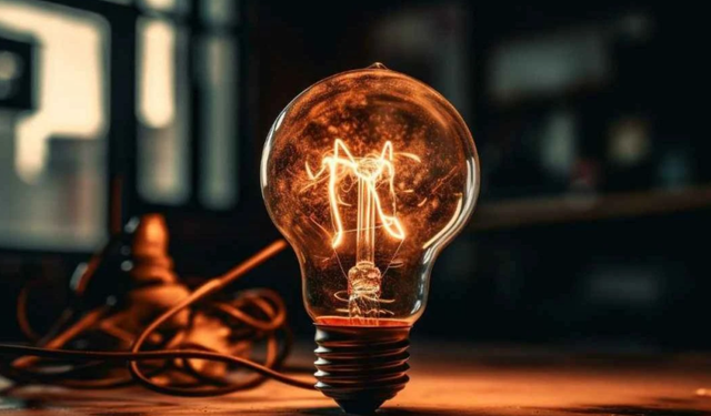 Afyonkarahisar’da 4 İlçede Elektrik Kesintisi: Saatler Sürecek