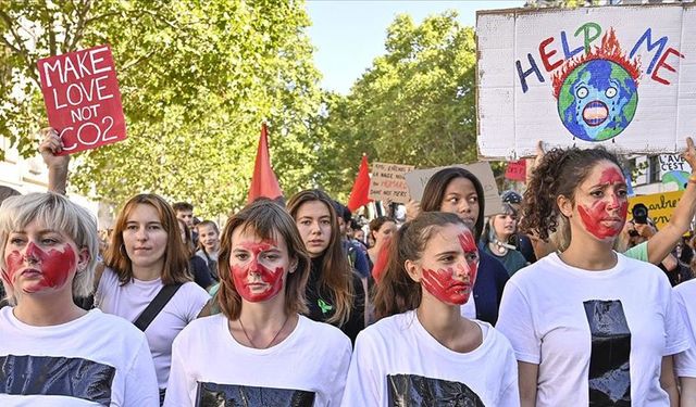 Dünya Çapında İklim Değişikliği Protestoları