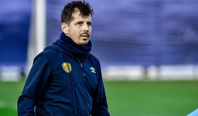 Emre Belözoğlu Antalyaspor'dan istifa etti