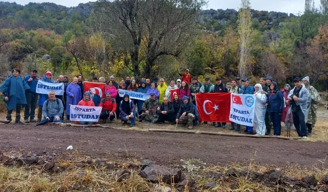 Yağmur Altında Doğa Macerası