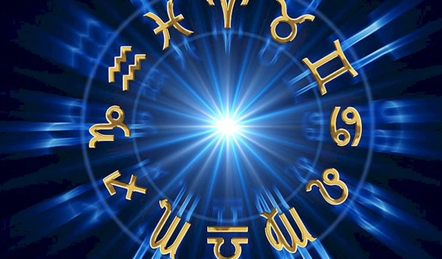 Astrolojik Rehberin: 15 Aralık Pazar için Özel Yorumlar