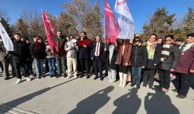 CHP Gençlik Kolları: “Barınamıyoruz, Geçinemiyoruz!”