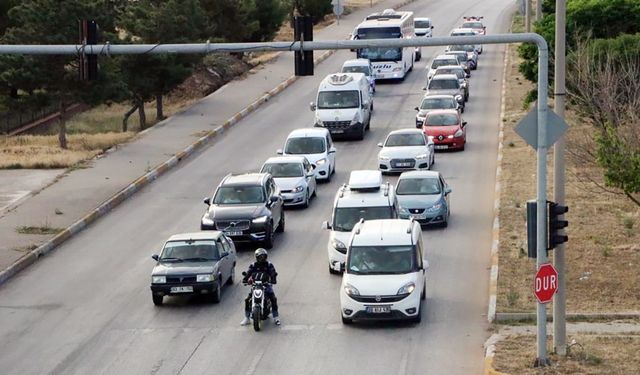 Burdur’da araç sayısı rekor kırıyor