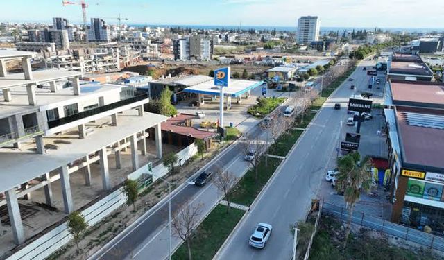 Kardeş Kentler Caddesi trafiğe yeniden açıldı