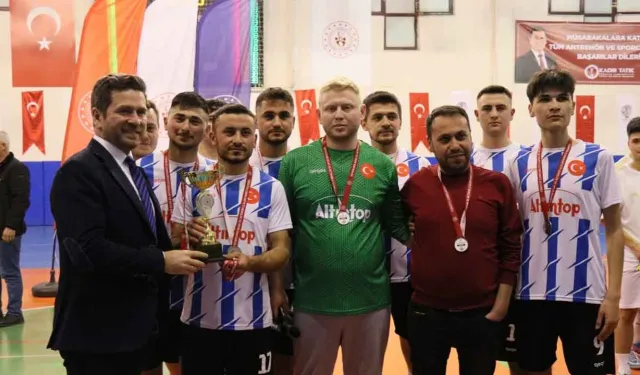 Tavas Futsal Mahalleler Ligi’nde Şampiyon Yeni Mahalle Oldu