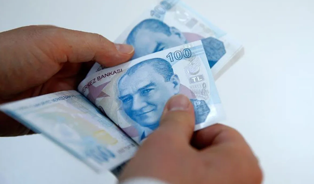Emekliye Müjde: Bayram İkramiyesi ve Temmuz Zammı Yolda! SGK’dan Promosyon Atağı
