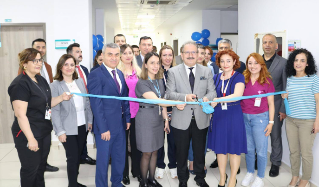 Kepez’de “Sağlıklı Yaş Alma Polikliniği” Hizmete Açıldı