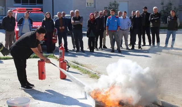 Büyükşehir’in yangın eğitimleri sürüyor