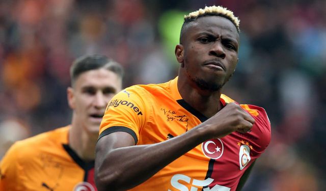 Osimhen kariyer sezonunu yaşıyor, Manchester United kapıda!