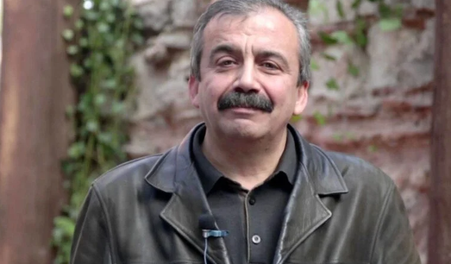 Sırrı Süreyya Önder’in Beyin Ölümü Gerçekleşti mi? Doktorlardan Son Dakika Açıklaması