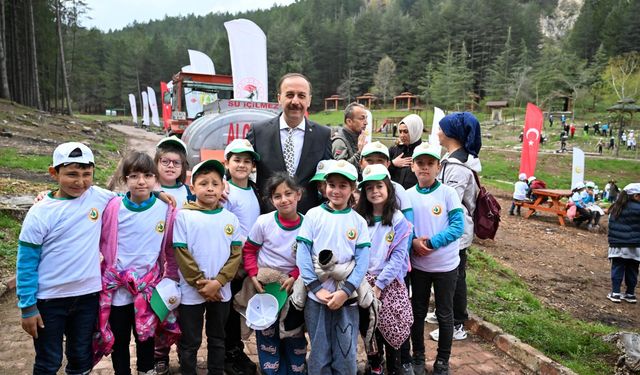 Vali Erin “Minik ellerin diktiği her fidan, ülkemizin yarınlarına nefes olacak”