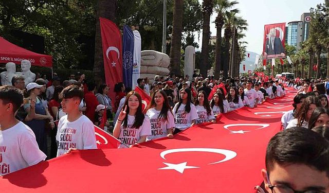 Denizli’de 19 Mayıs’ın 106. Yılı Coşkuyla Kutlandı