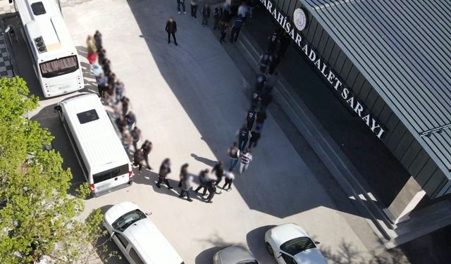 Afyon Merkezli Dev Dolandırıcılık Operasyonu: 30 Gözaltı