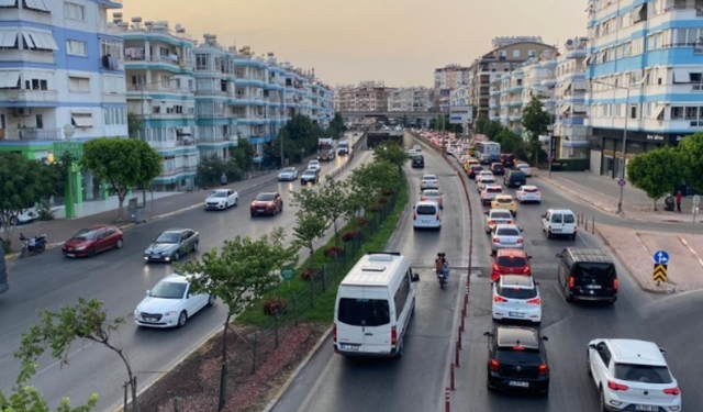 Antalyalılar Dikkat! 19 Mayıs’ta Bu Yollar Trafiğe Kapatılacak