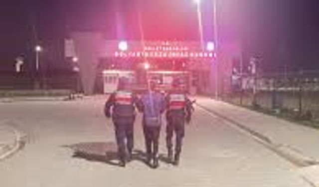 Afyon'da Aranan Suçluya Şafak Baskını!