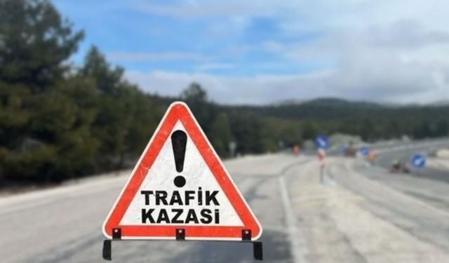 Tütün İşçilerini Taşıyan Araçla Ticari Araç Çarpıştı, 6 Yaralı