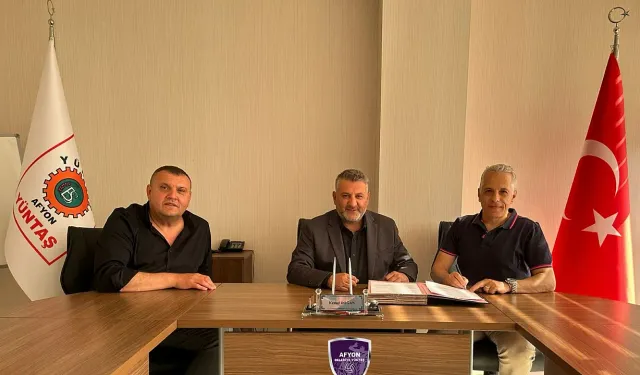 Afyon Belediye Yüntaş Kadın Voleybol Takımı’ndan Güçlü Hamle