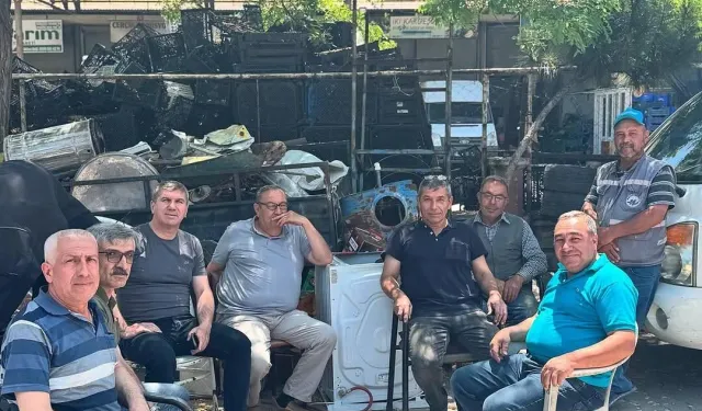 Arasta Çarşısında Başkan Ercengiz Esnafın Yanında!