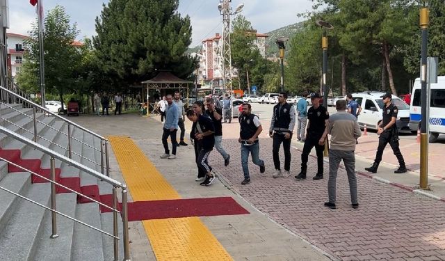 Bucak’ta Aile İçi Kan Davası Gibi C*nayet