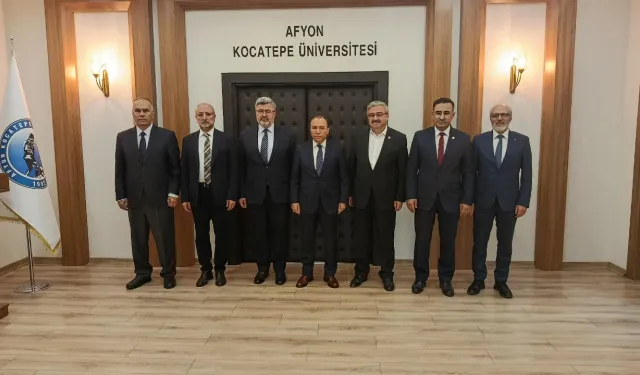 AK Parti Heyetinden AKÜ Rektörü Karakaş’a Ziyaret