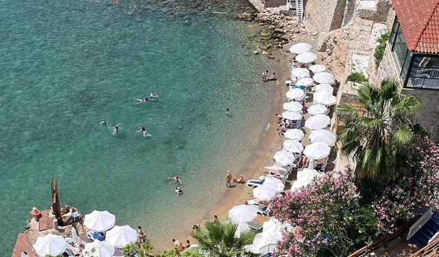 Mermerli Plajı Ticarethaneye Döndü: Halktan Büyük Tepki!
