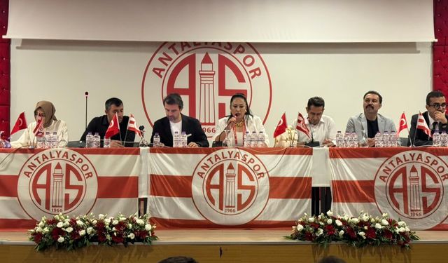 Antalyaspor’da 10 Dakikada Yeni Yönetim Seçildi, Transfer Engelini Kaldıracak