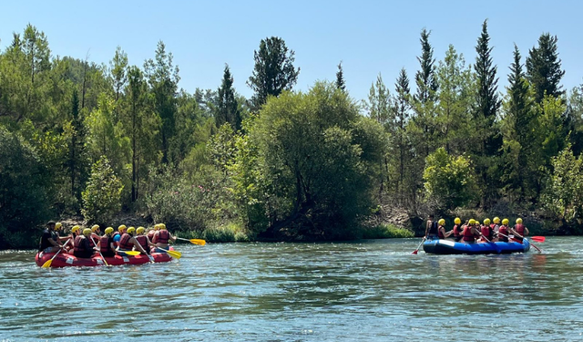 Köprülü Kanyon’da Rafting Coşkusu
