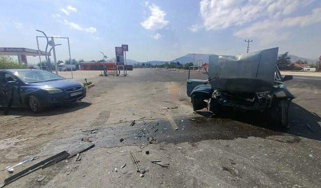 Şarkikaraağaç’taki Kazada Yaralanan Ayşe Ocak Hayatını Kaybetti