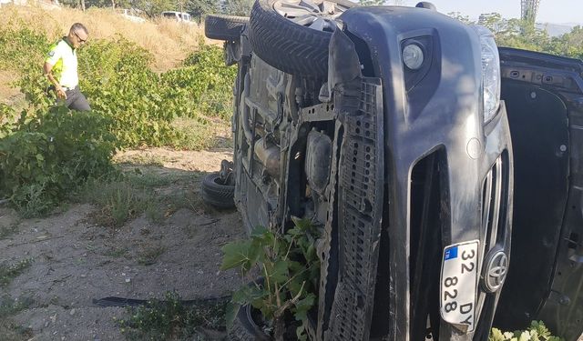 Direksiyon Hakimiyetini Kaydeden Sürücü Takla Attı; 1 Yaralı