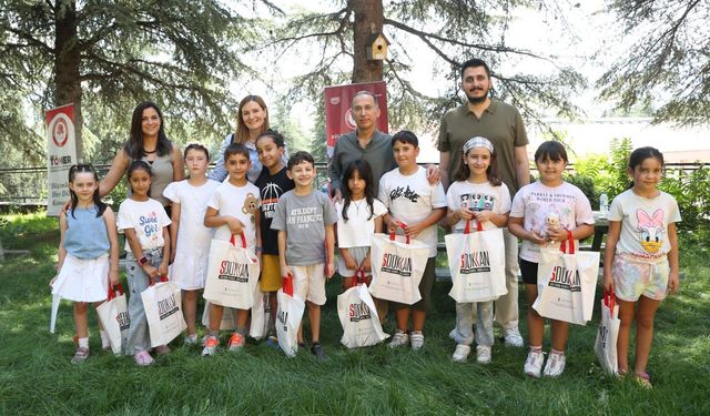 SDÜ TÖMER’de İngilizce Kursunu Tamamlayan Öğrenciler Sertifikalarını Aldı