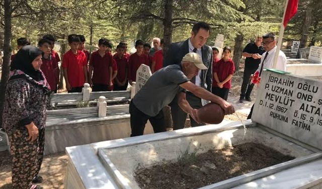 Gelendost’ta Şehit Mevlüt Altaş Mezarı Başında Anıldı